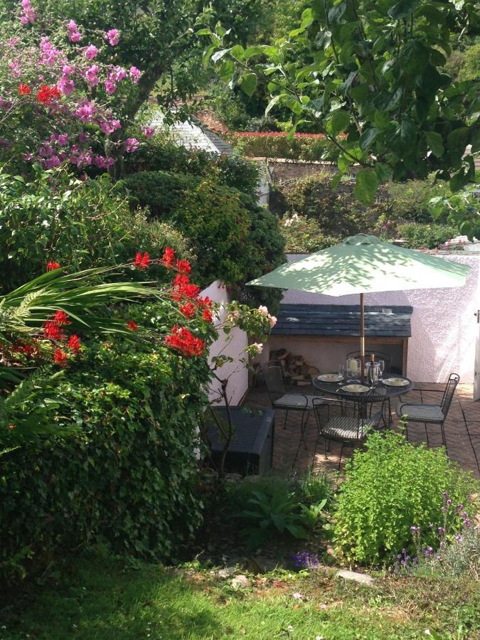 Thornwell Cottage - Heart Of The Village, Amazing Gardens, Glorious Views And Brimming With Character Dittisham Exterior foto